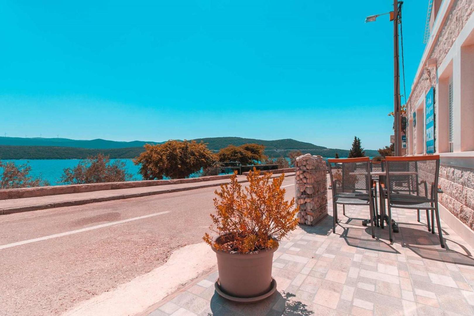 Villa Raguz Sa Privatnom Plazom I Garazom Neum Exterior photo