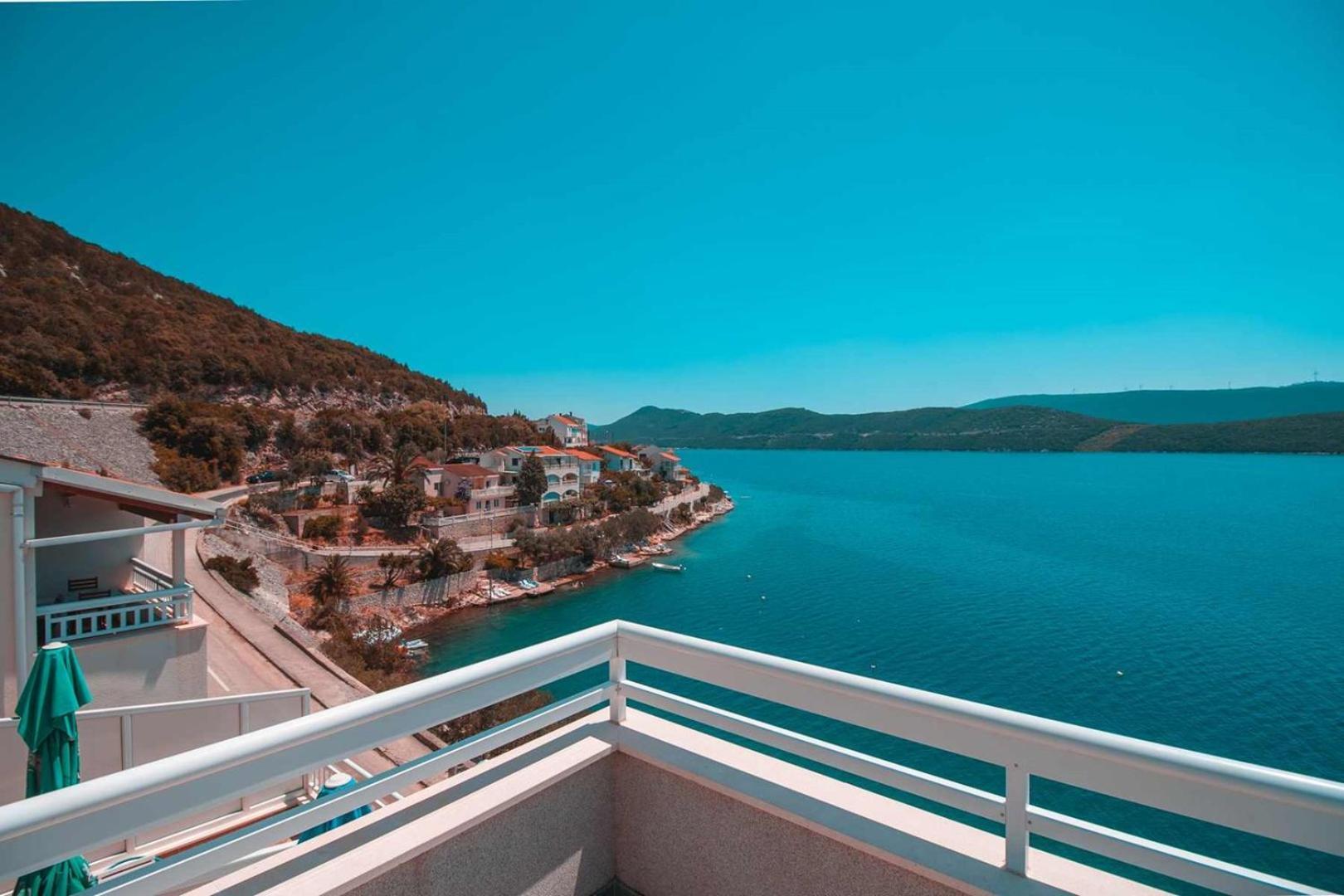 Villa Raguz Sa Privatnom Plazom I Garazom Neum Exterior photo