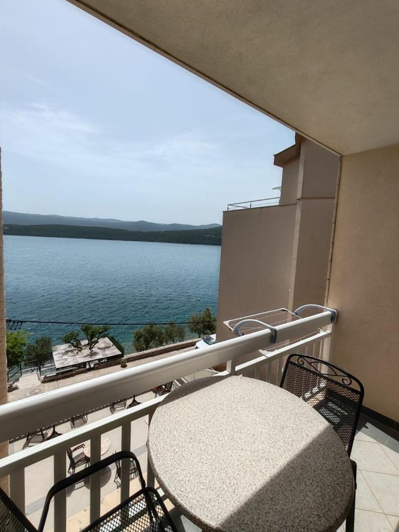 Villa Raguz Sa Privatnom Plazom I Garazom Neum Exterior photo