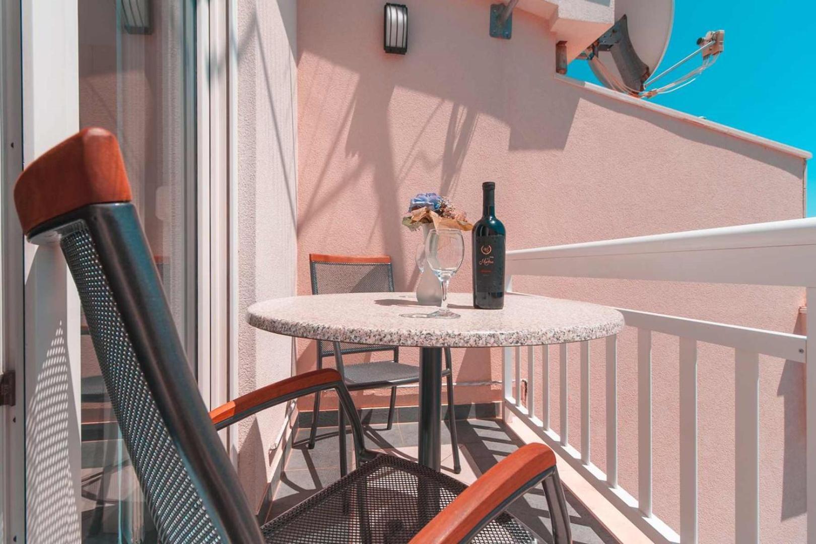 Villa Raguz Sa Privatnom Plazom I Garazom Neum Exterior photo
