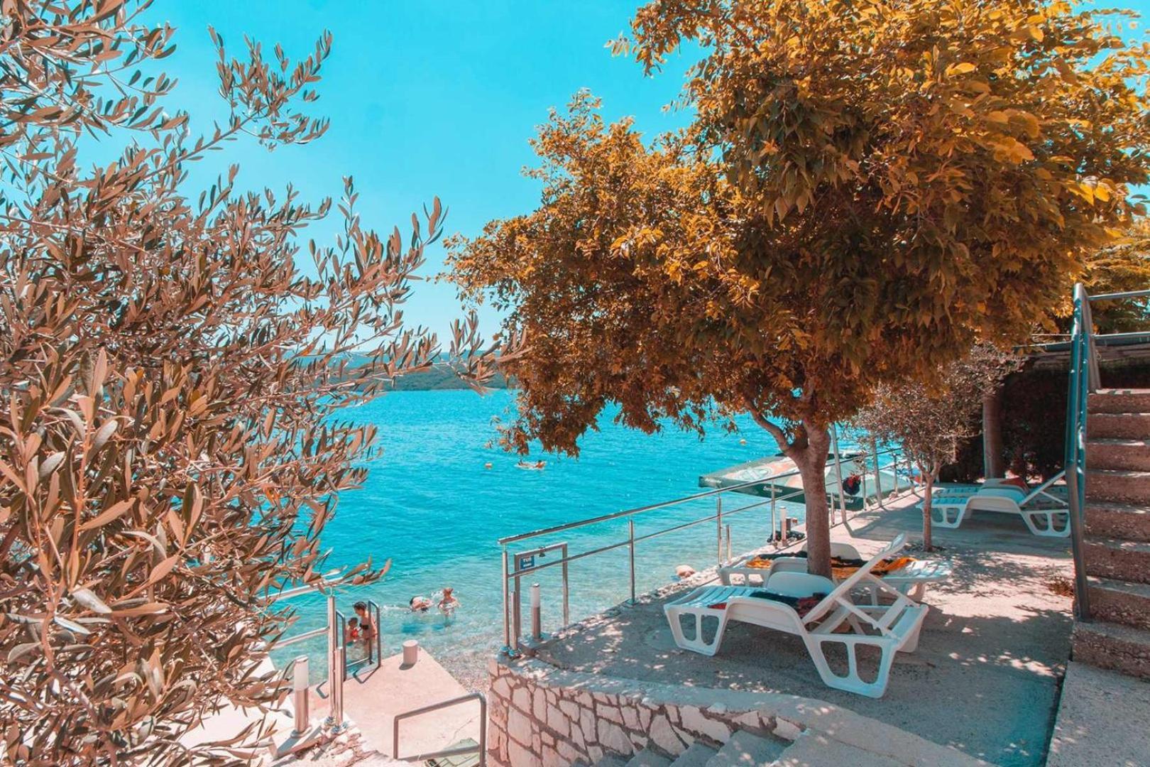 Villa Raguz Sa Privatnom Plazom I Garazom Neum Exterior photo